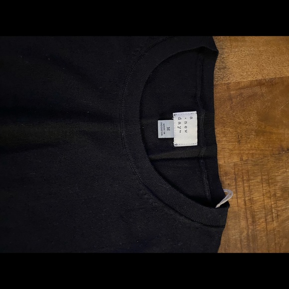 NEW womens black vest - Picture 3 of 4